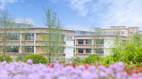 医路启航，心向阳光——宜宾医药健康职业学院大一新生开学心理调适指南